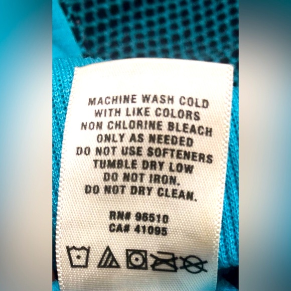 💙Under Armour Storm Hoodie - Picture 7 of 9